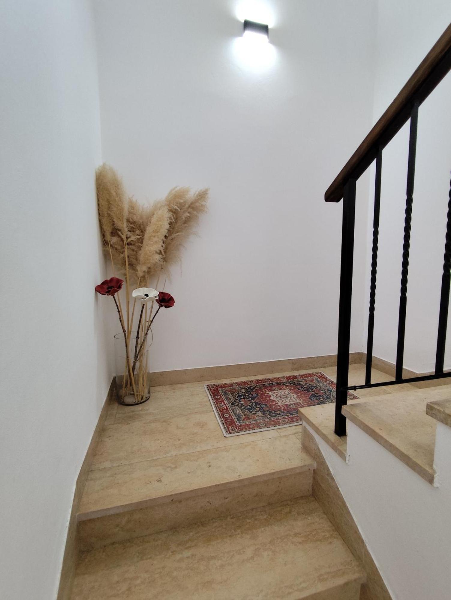 PUY Villa John מראה חיצוני תמונה